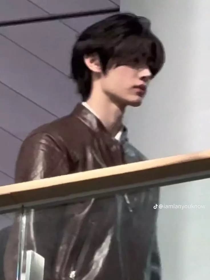 Sunghoon thumbnail