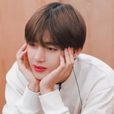 Kim Taehyung thumbnail
