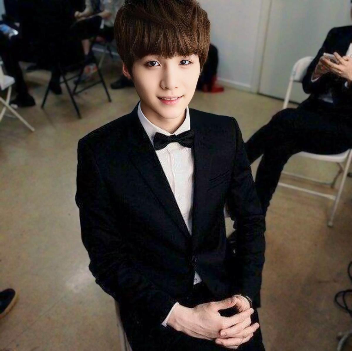 Min Yoongi thumbnail