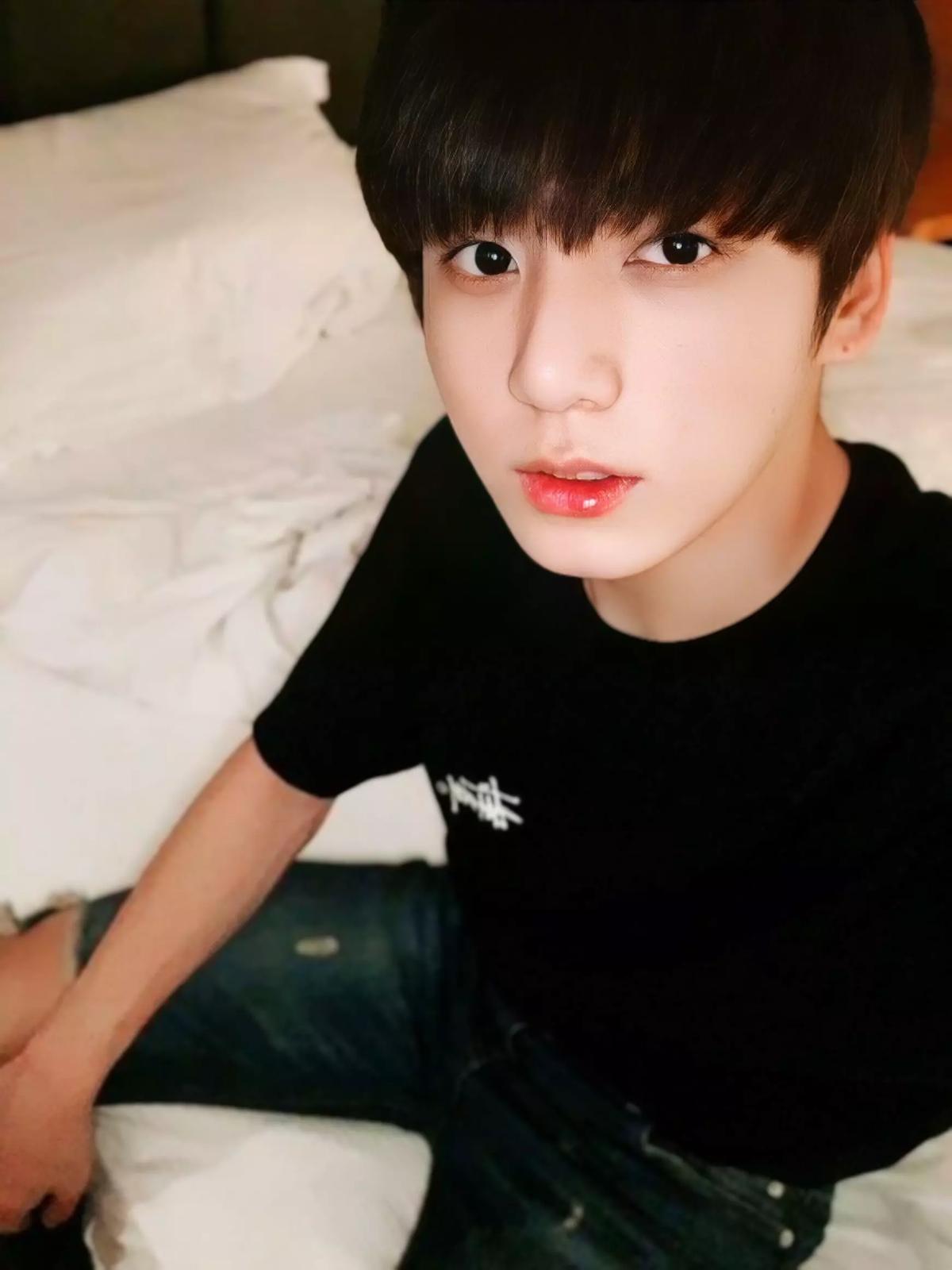 Jeon Jungkook thumbnail