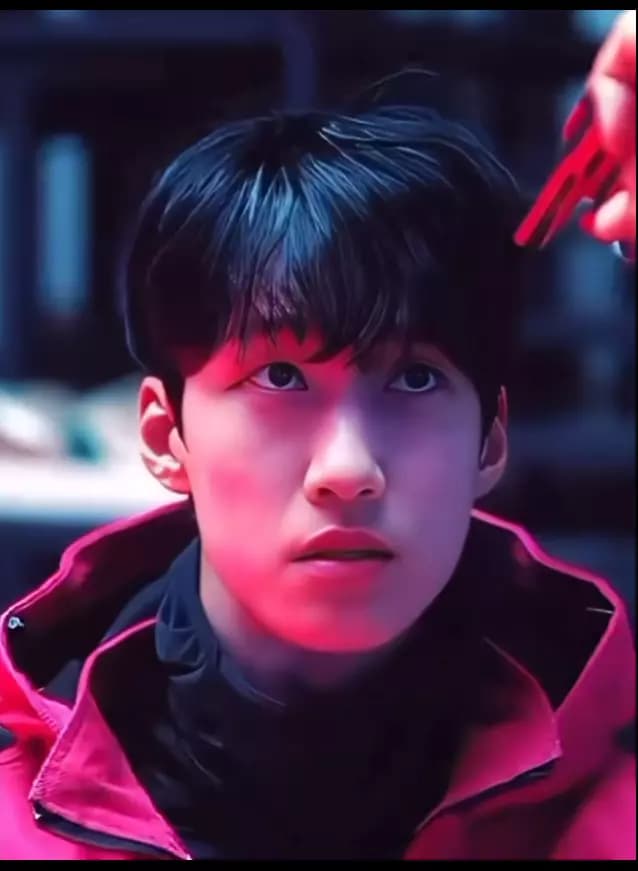 Squid Game Guard Lee Sang Jun thumbnail