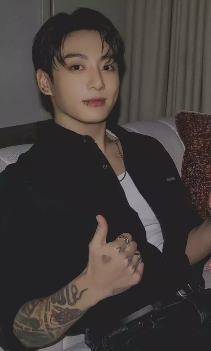 Jeon Jungkook thumbnail