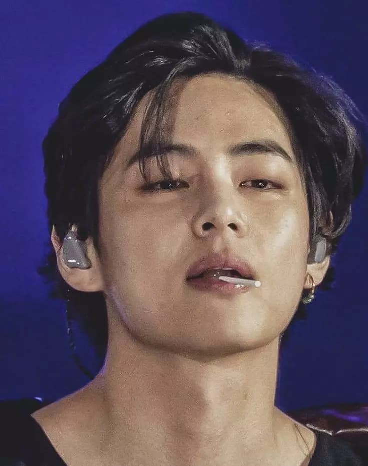 Kim Taehyung  thumbnail