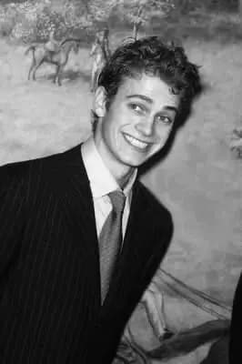 HAYDEN CHRISTENSEN📽 thumbnail