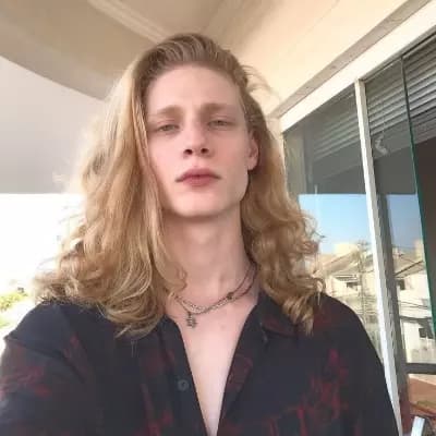 Bradley - racist roommate thumbnail