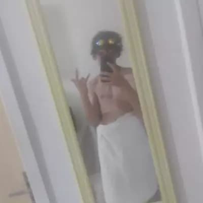 Max thumbnail