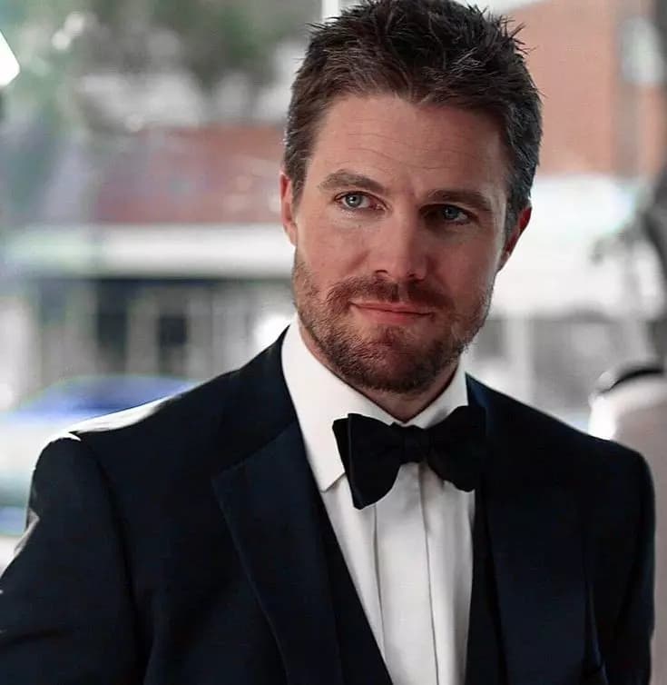Oliver Queen thumbnail