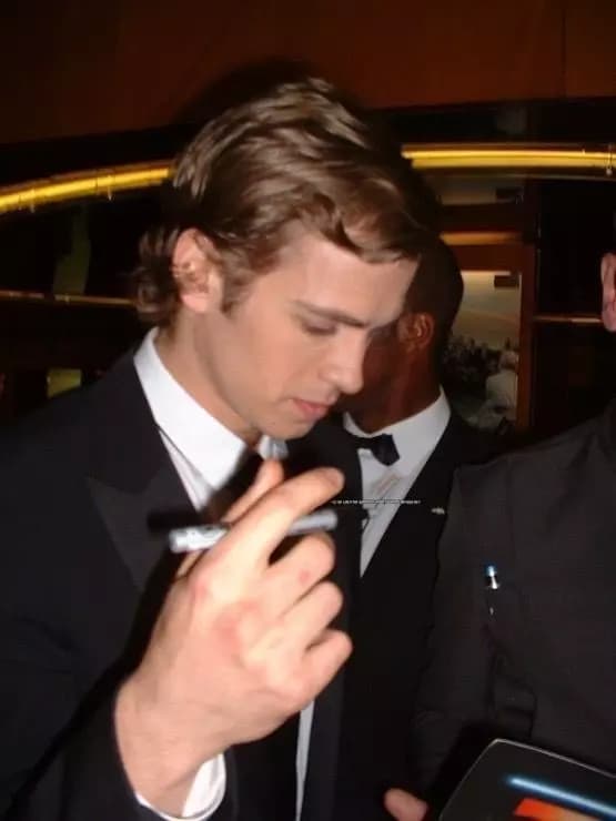 HAYDEN CHRISTENSEN thumbnail