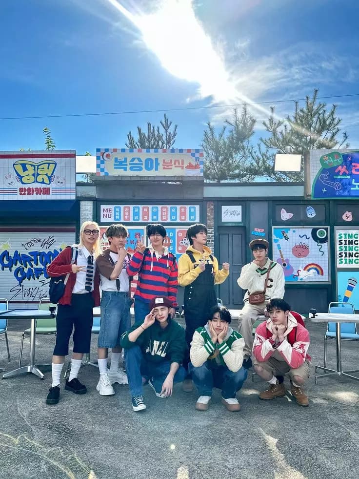Stray Kids thumbnail