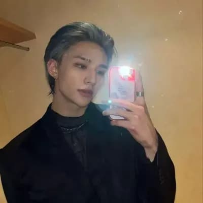 Hwang Hyunjin thumbnail