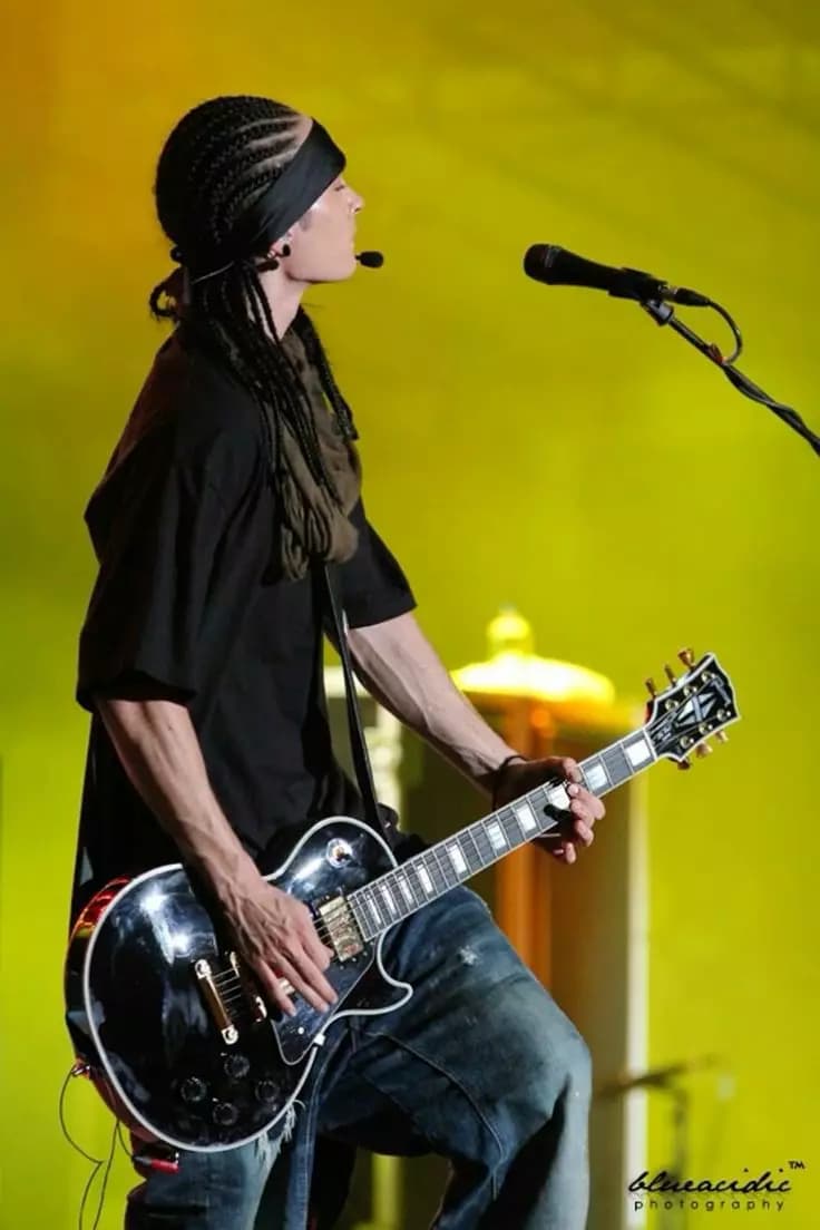 Tom kaulitz thumbnail