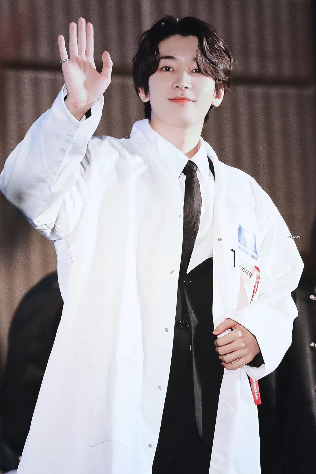 Jeon Wonwoo 🧑🏻‍⚕️ || Plastic Surgeon   thumbnail