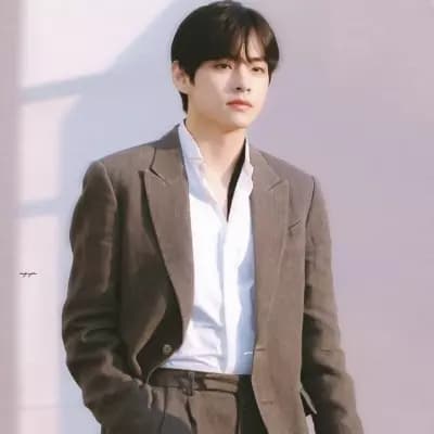 Kim Taehyung thumbnail
