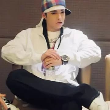 Tom Kaulitz thumbnail