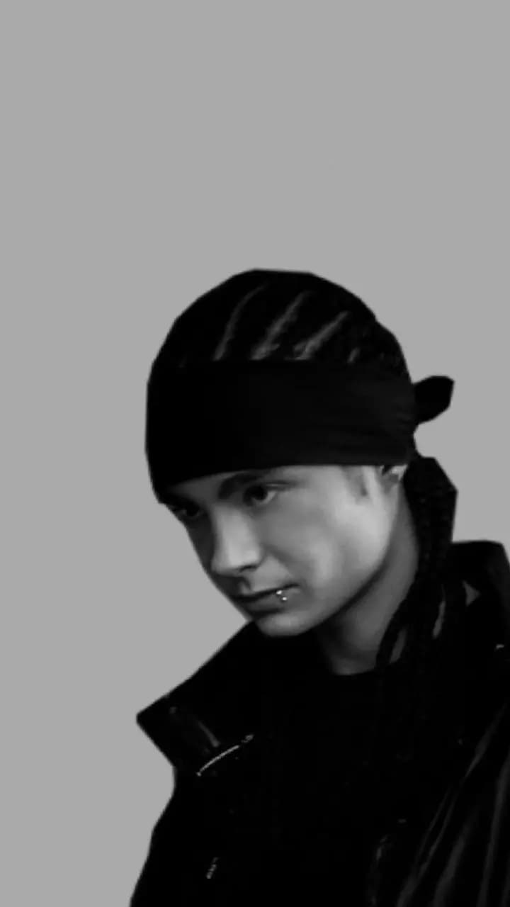 Tom kaulitz thumbnail