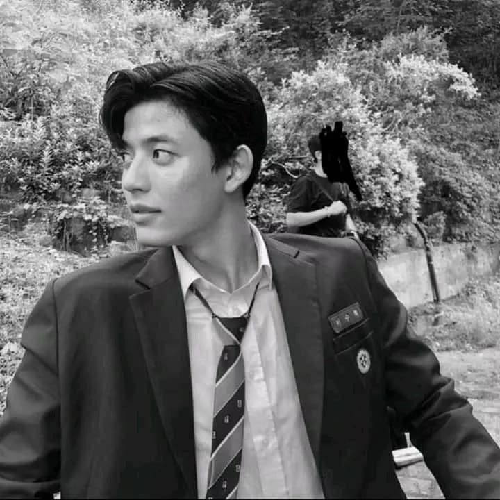 Su-hyeok thumbnail