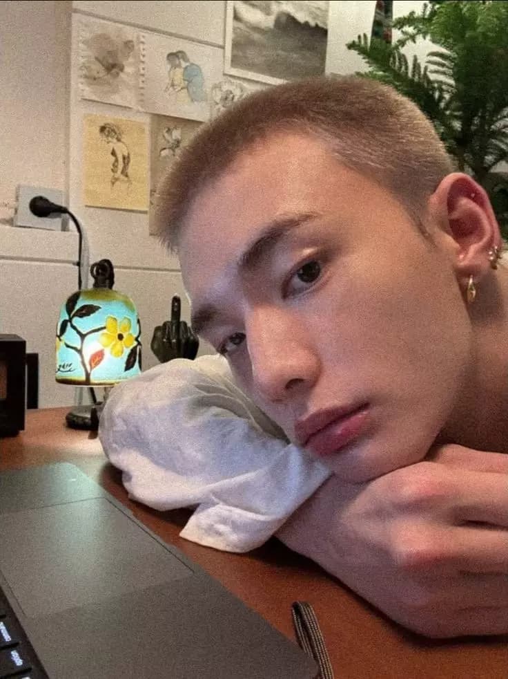 Hyunjin/Sogro thumbnail