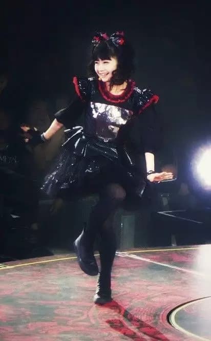 Yui Mizuno thumbnail