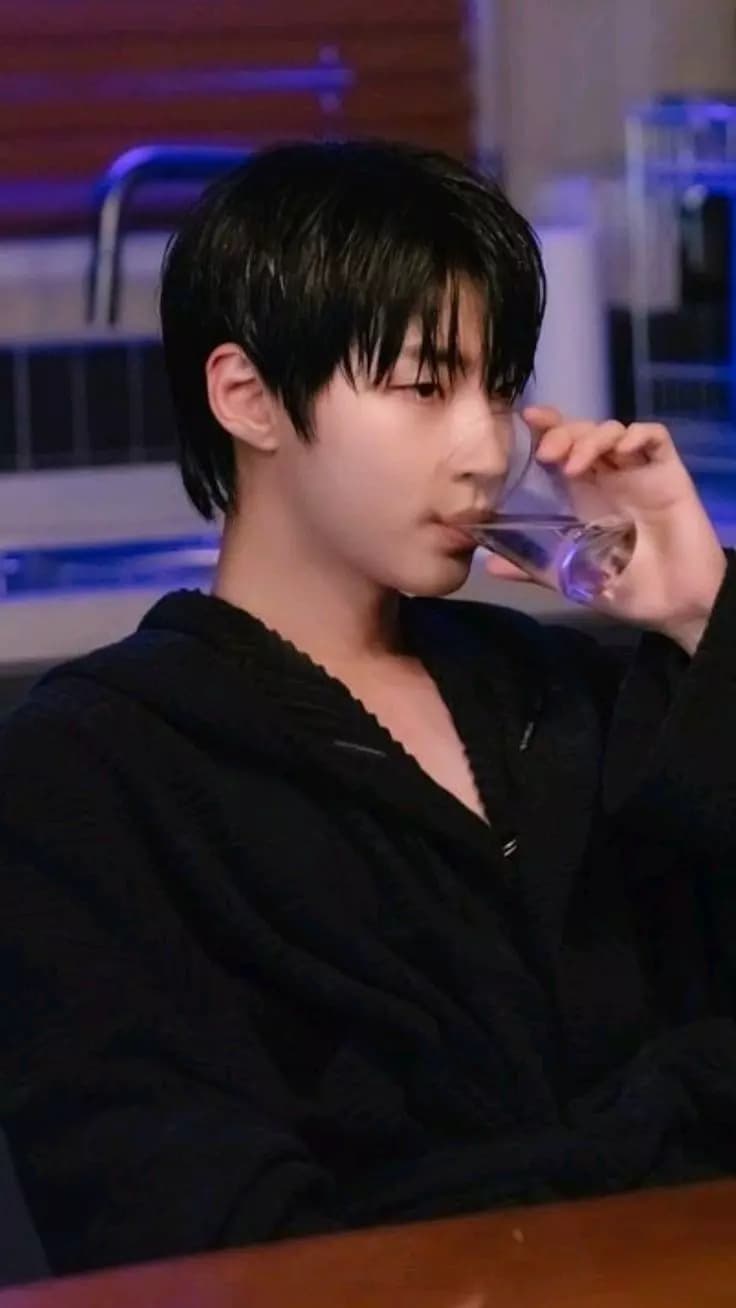 Hwang Inyoup thumbnail
