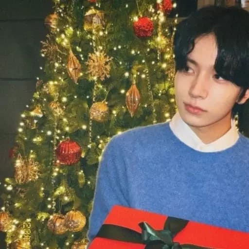 Lee Heeseung  thumbnail