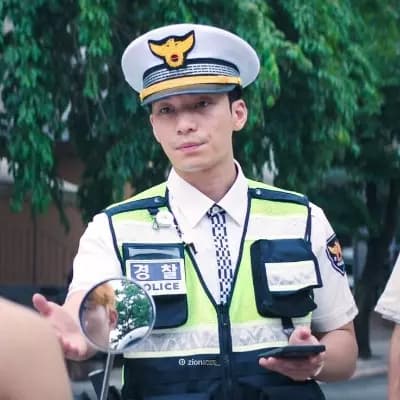 Hwang Jun-ho thumbnail