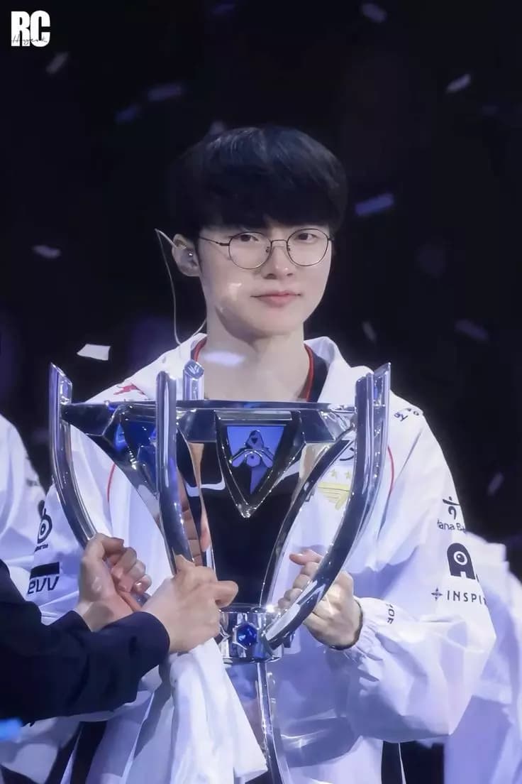 Faker T1 thumbnail