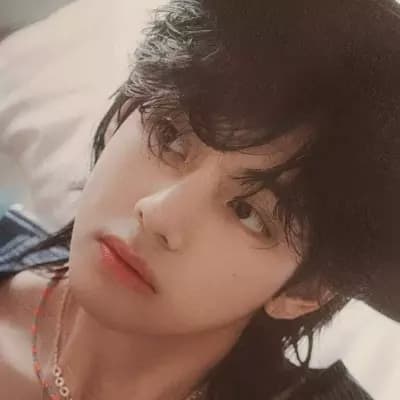 Kim Taehyung thumbnail