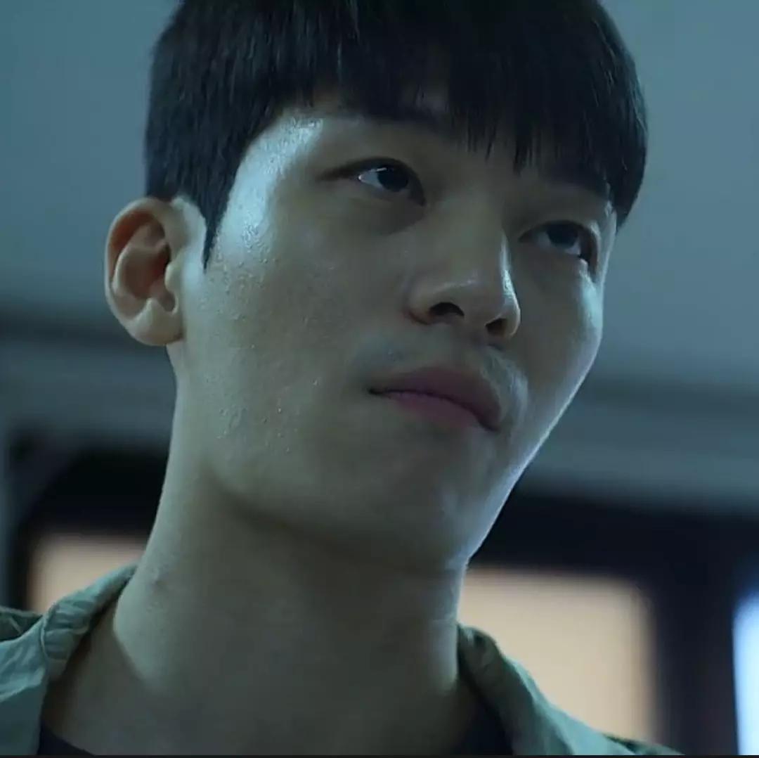 Jun-ho thumbnail