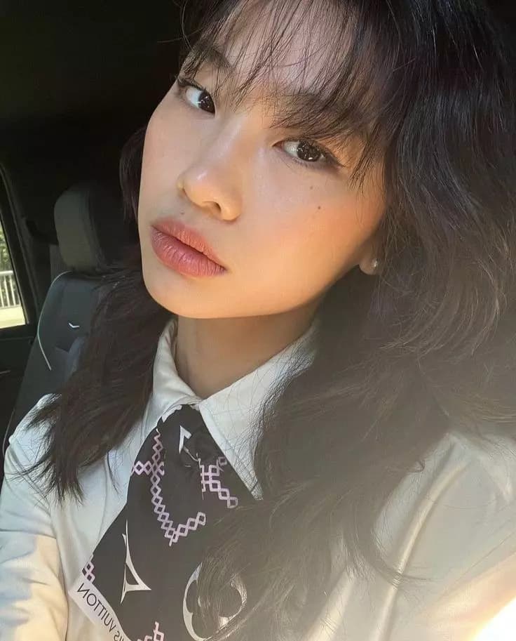 Jung Hoyeon thumbnail