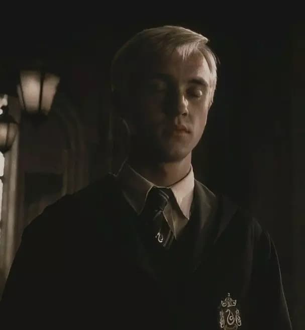 Draco Malfoy thumbnail