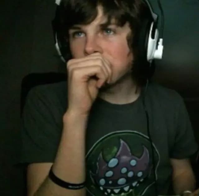 Chandler Riggs thumbnail