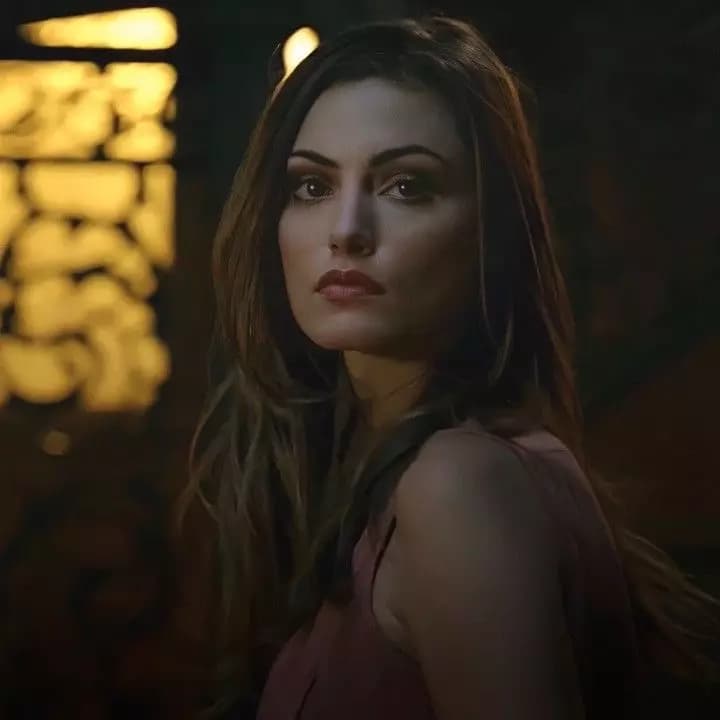 Hayley Marshall thumbnail