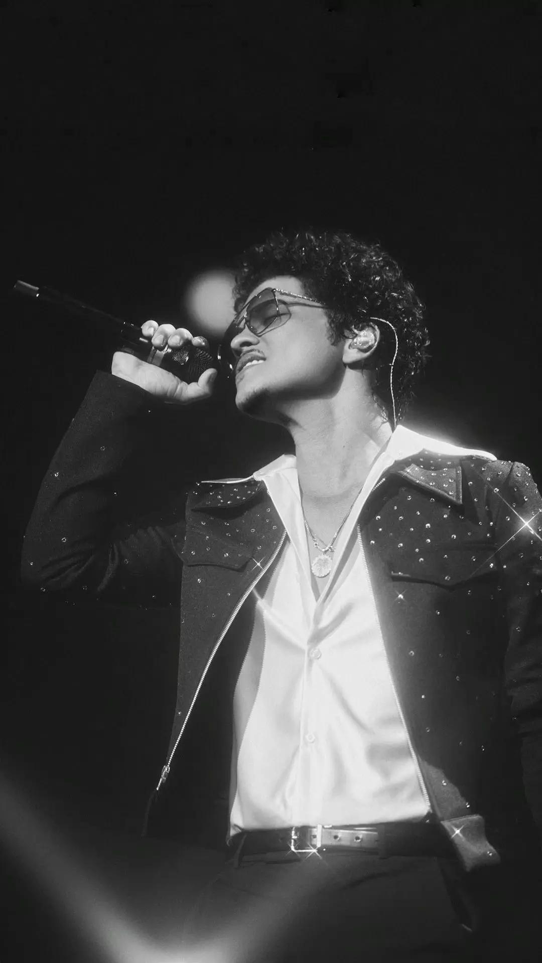 Bruno Mars thumbnail