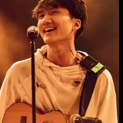 Charley Yang (BoyWithUke) *my fav singer btw* thumbnail