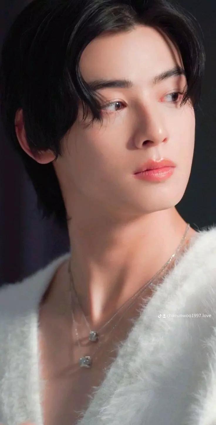 Cha EunWoo thumbnail