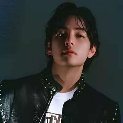 Kim Taehyung thumbnail