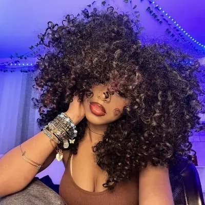 Gabrielly thumbnail