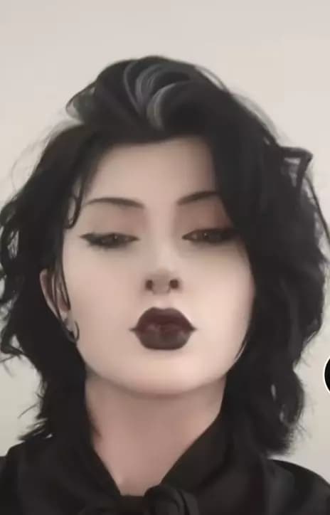 🦇Amber🦇 thumbnail