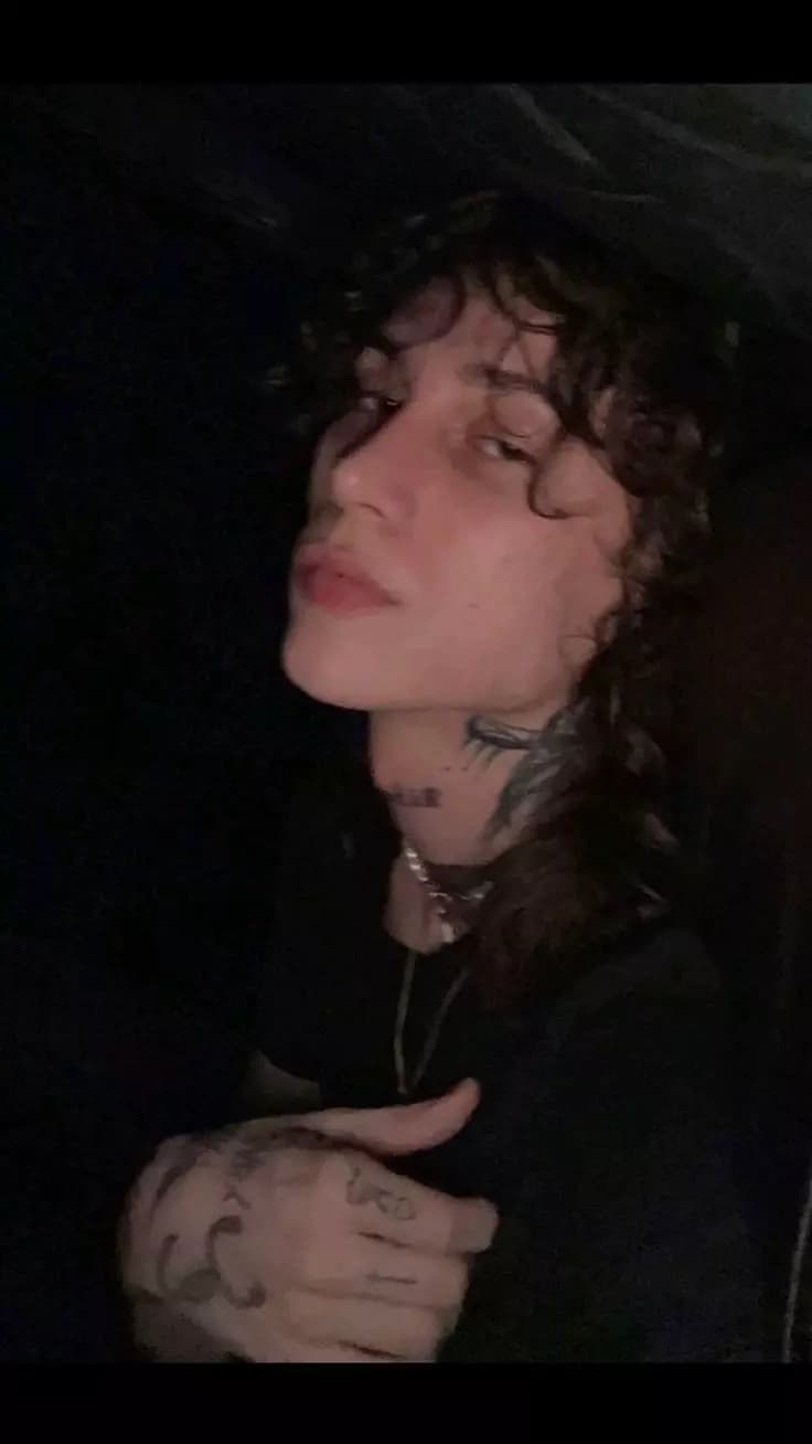 Elliot Miller thumbnail