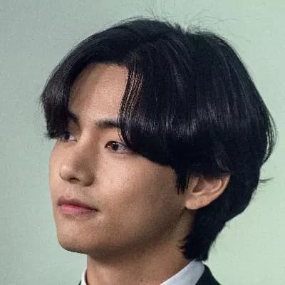 Kim Taehyung thumbnail