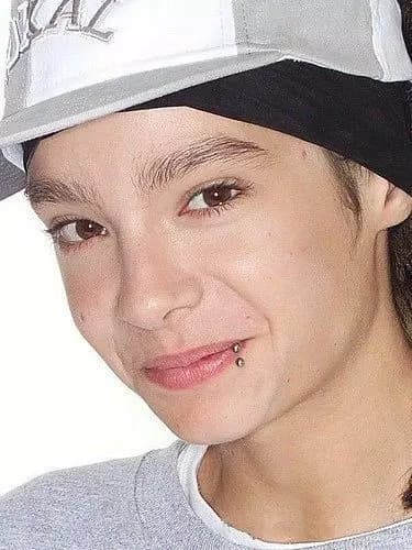 Tom kaulitz thumbnail