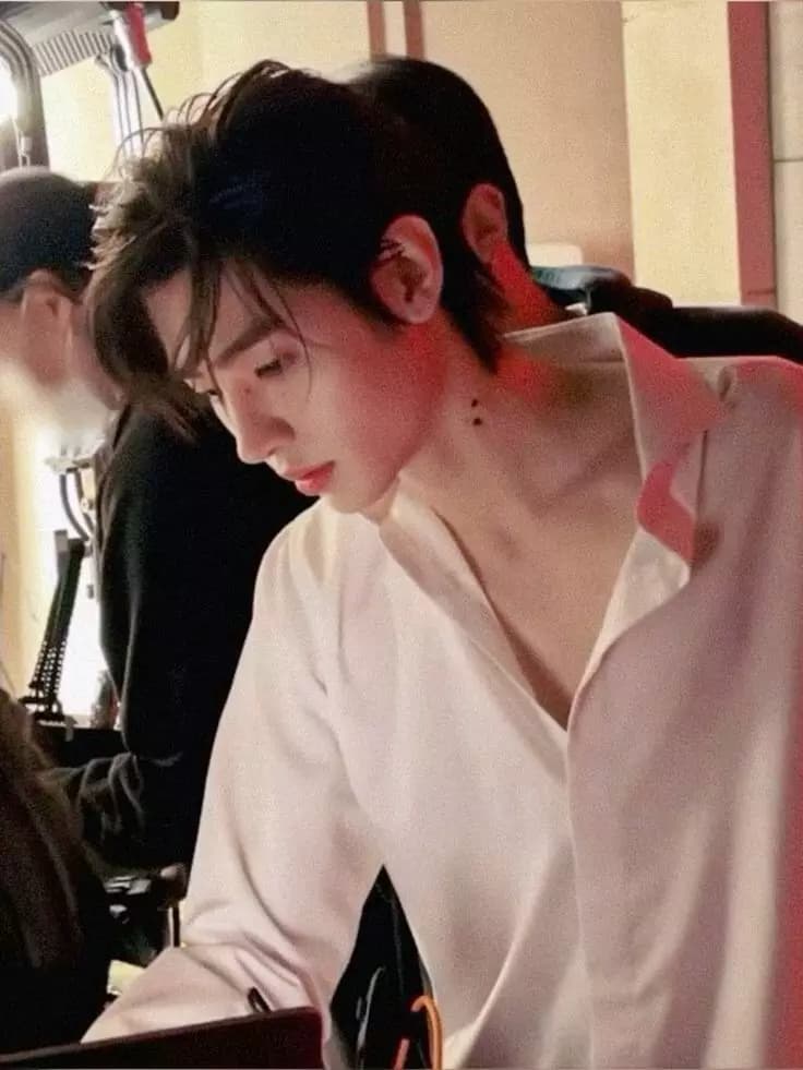 Sunghoon thumbnail