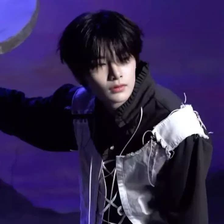 Yang Jeongin thumbnail