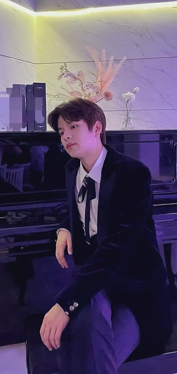Kim Seungmin thumbnail