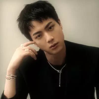 kim seokjin thumbnail