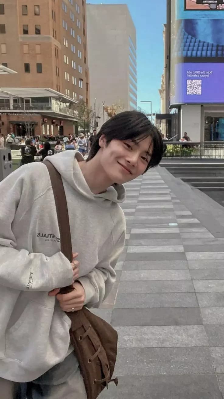 Baby Jeongin thumbnail