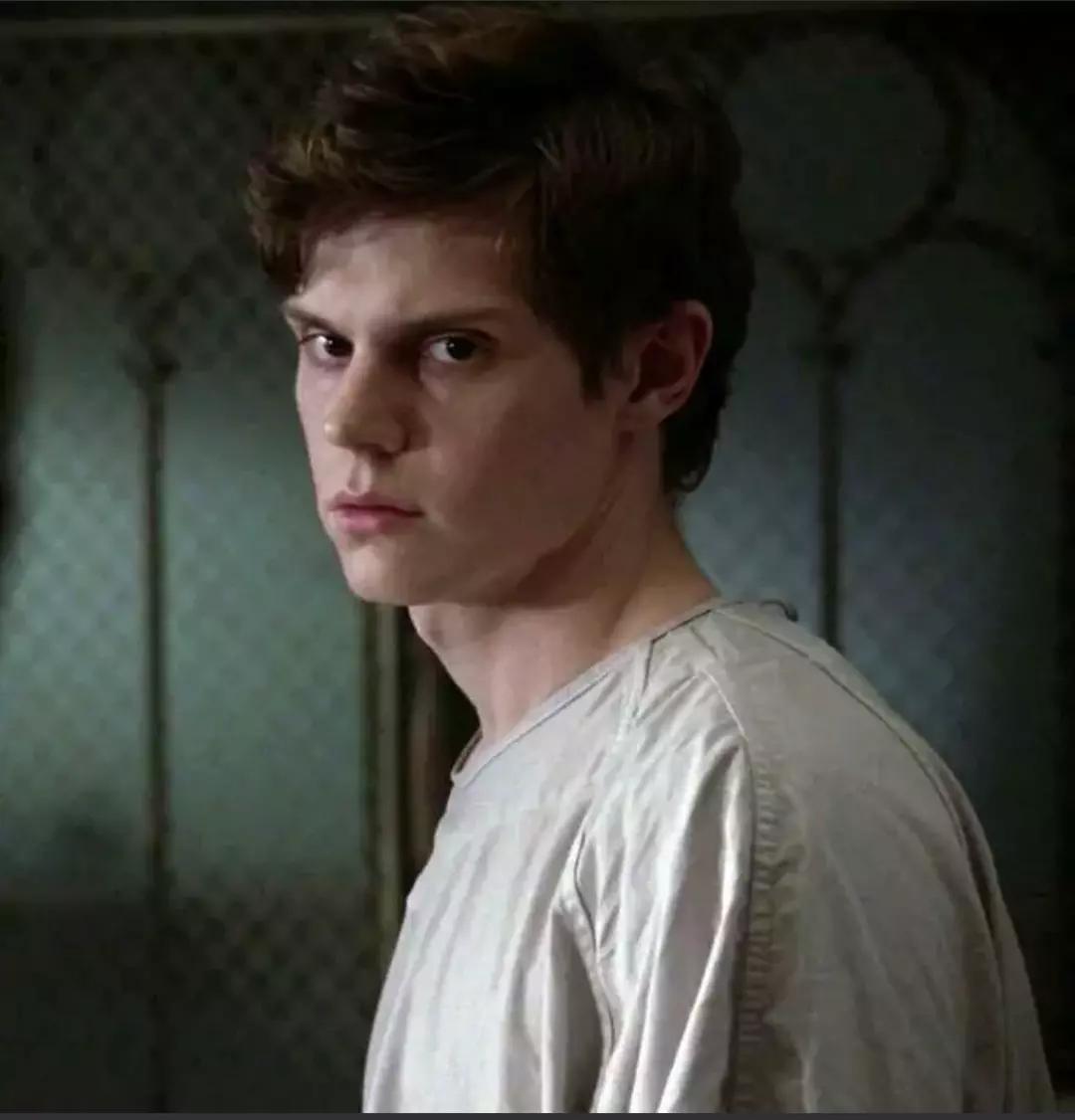 Kit Walker thumbnail