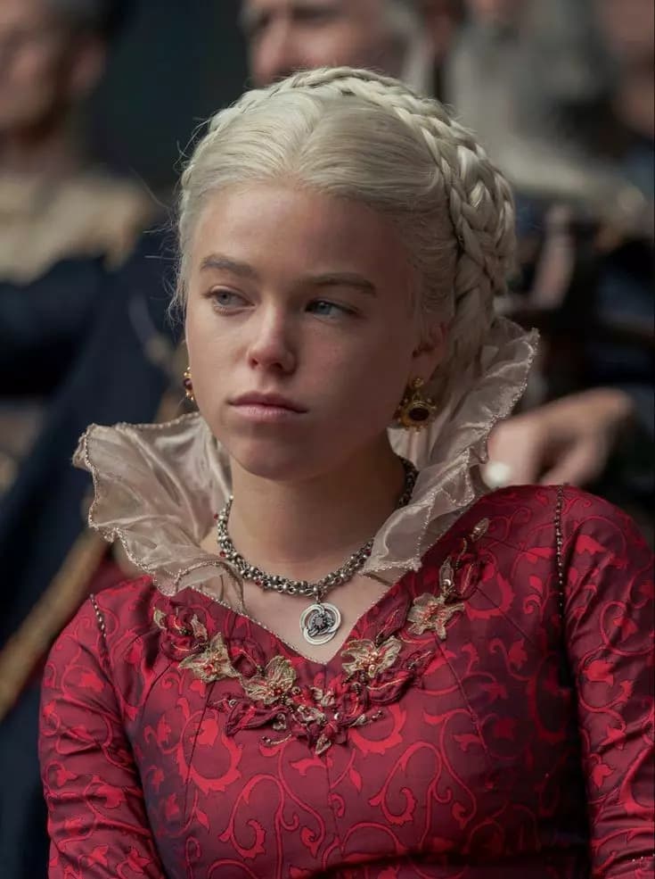 Rhaenyra Targaryen thumbnail