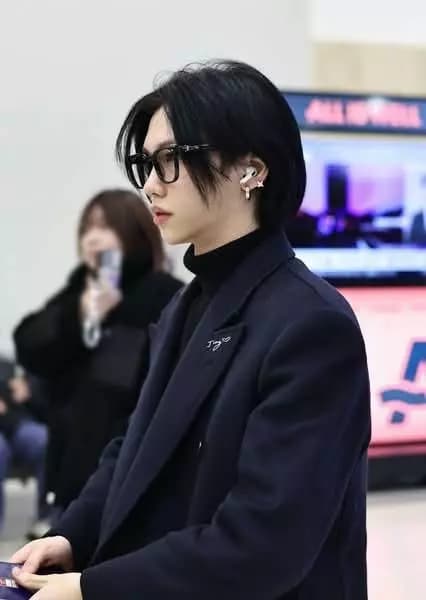 Lee Youbok thumbnail