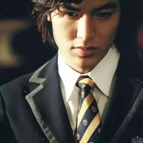 Gu Jun-pyo thumbnail